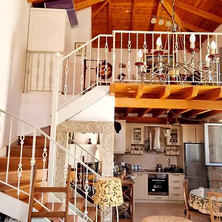 Villa Stone And *